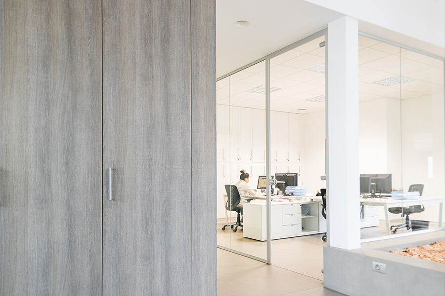 Allestimento area uffici / Interni