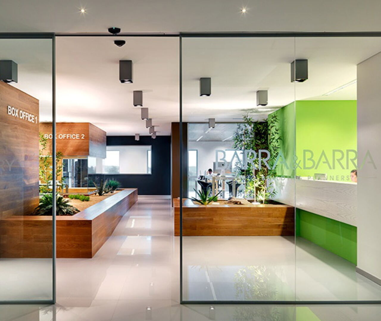 Soluzioni e servizi per COMMERCIALI - Damilano Serramenti